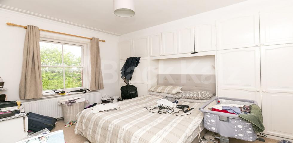 			Stunning Two Bedroom Property in Crouch End, 2 Bedroom, 1 bath, 1 reception Flat			 Clifton road, Crouch End